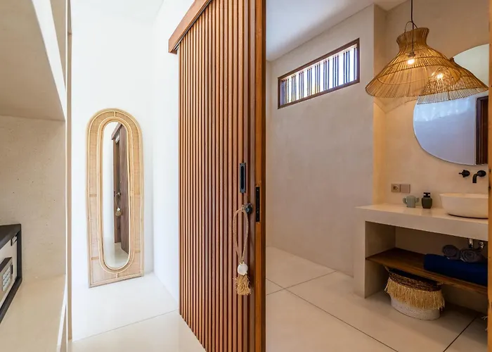 Yuzu Complex Uluwatu